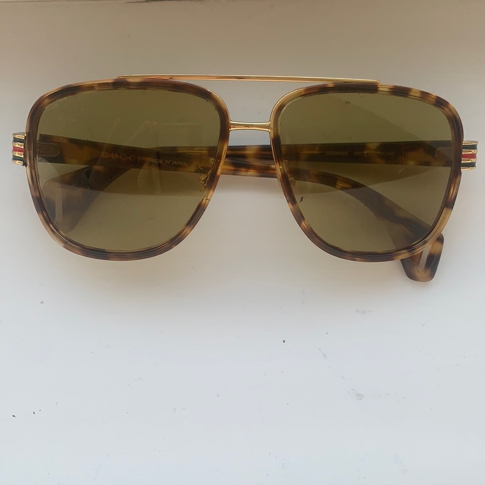 Gucci Men’s Tortoise Shell Avivators